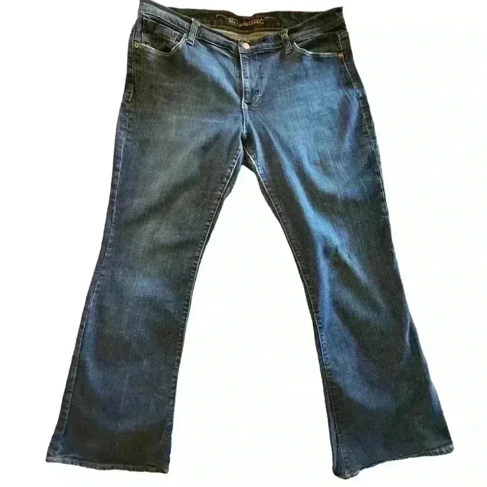Old Navy size 14 Sweetheart style denim jean. Reg fit . Medium wash. - Picture 1 of 6